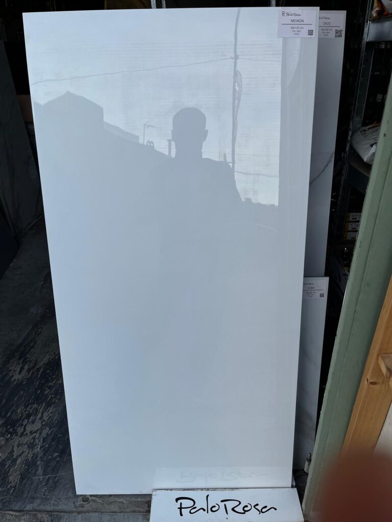 Nevada 60x120-60x60-80x80-120x120 brillant rectifié-blue construction